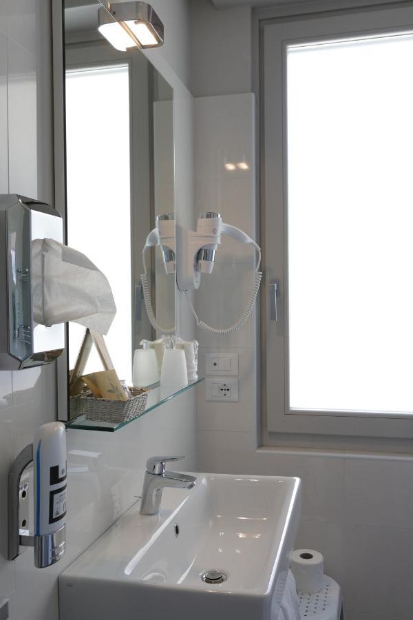 Hotel Benacus 3*