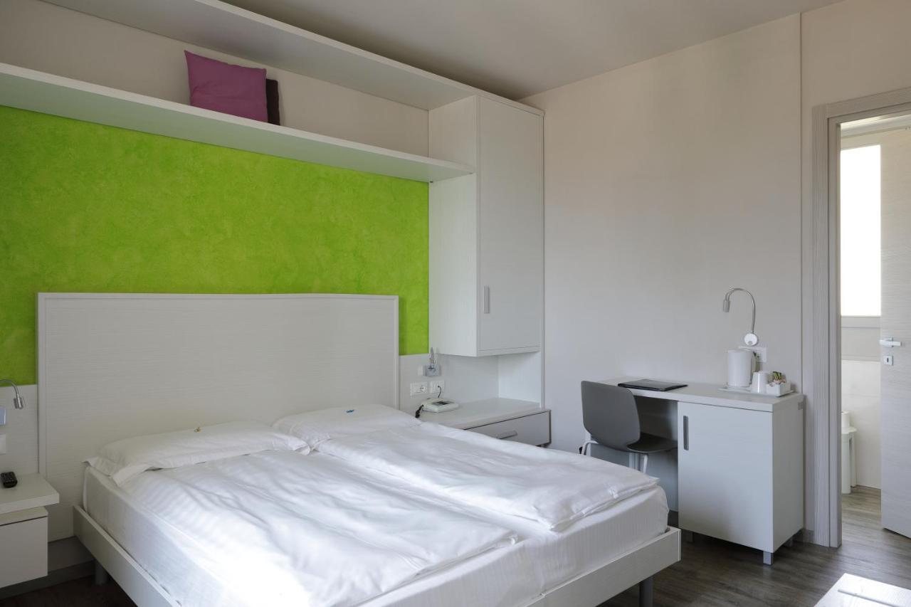 Benacus Hotel 3*