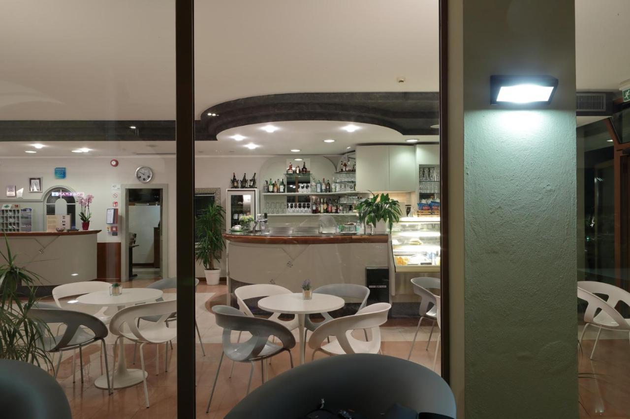 Hotel Benacus 3*